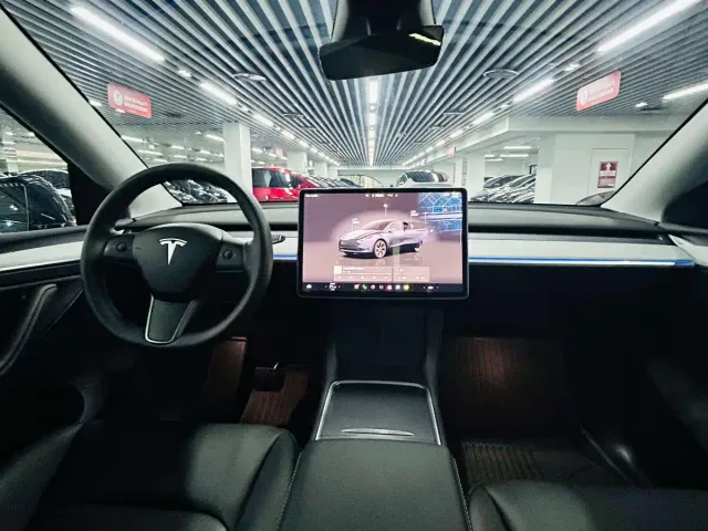 Tesla Model Y — Фото автомобиля 7