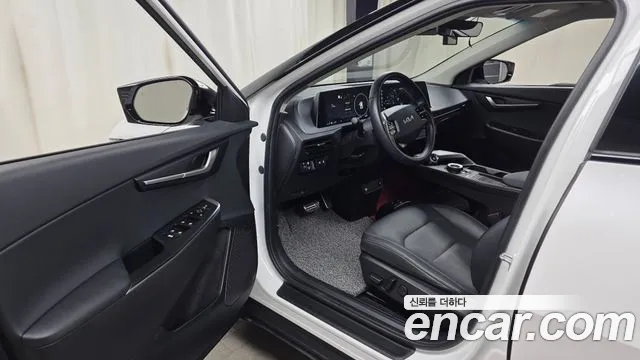 Kia EV6 — Фото автомобиля 15