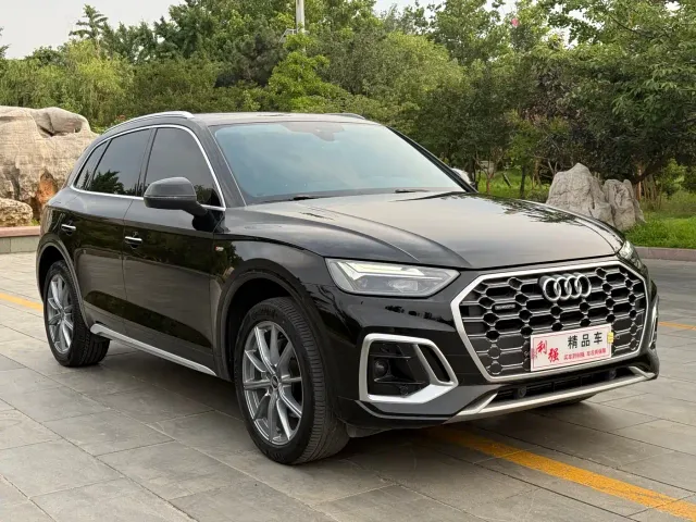 Audi Q5L — Фото автомобиля 3