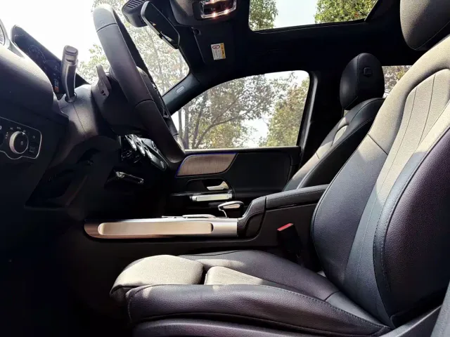 Mercedes-Benz GLB-Class — Фото автомобиля 10
