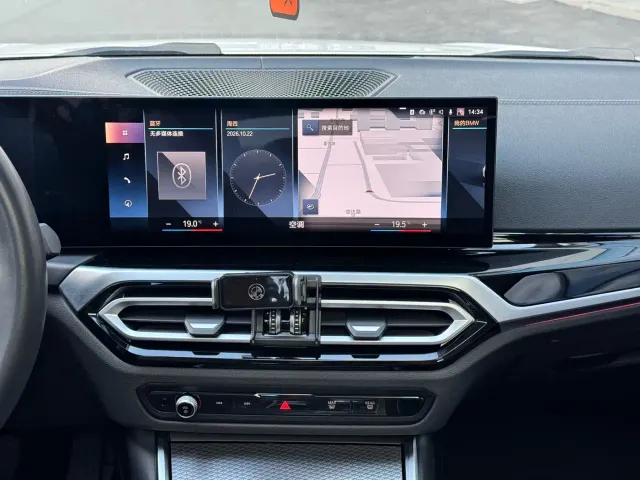BMW 3 Series — Фото автомобиля 11