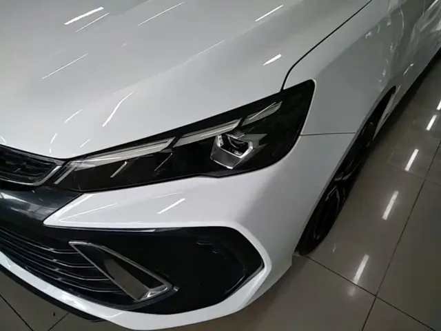 Geely Binrui — Фото автомобиля 23