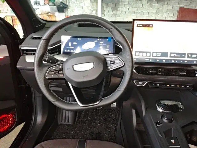 Geely Xingrui — Фото автомобиля 10