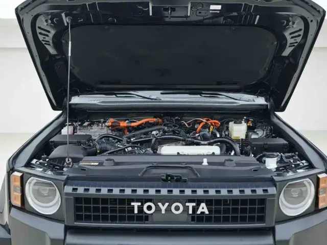 Toyota Prado — Фото автомобиля 7