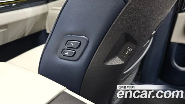 Kia Canival — Фото автомобиля 27