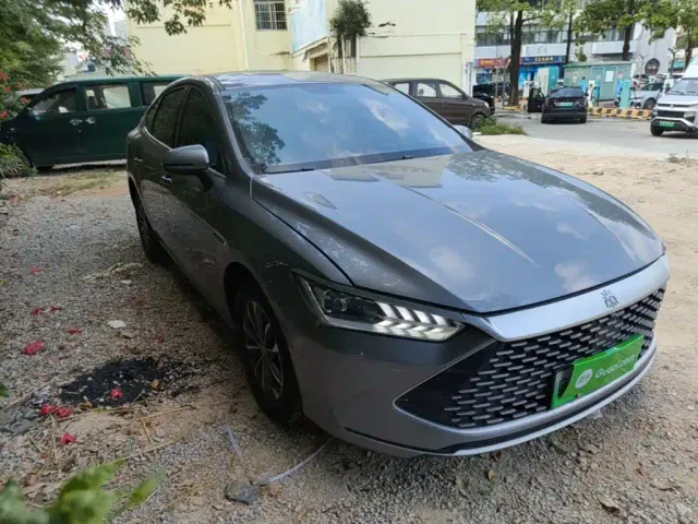 BYD Qin PLUS — Фото автомобиля 3