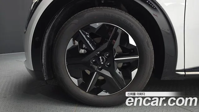Kia EV6 — Фото автомобиля 5