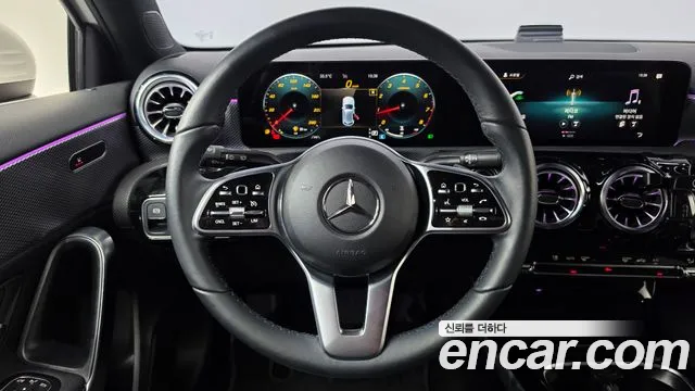 Mercedes-Benz A-Class — Фото автомобиля 12