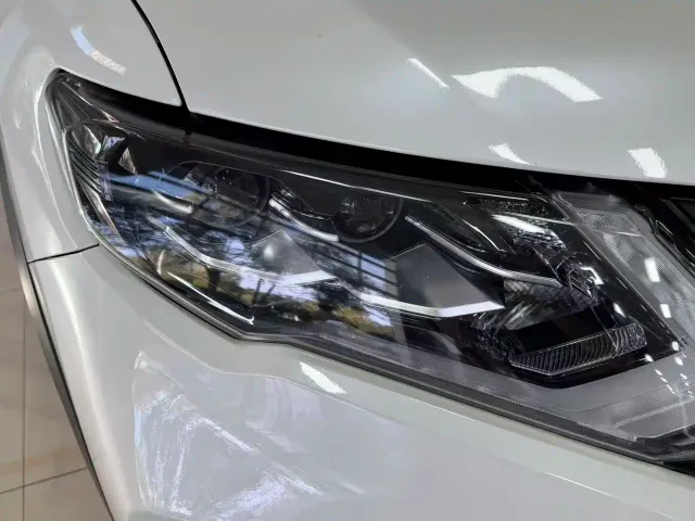 Nissan X-Trail — Фото автомобиля 5