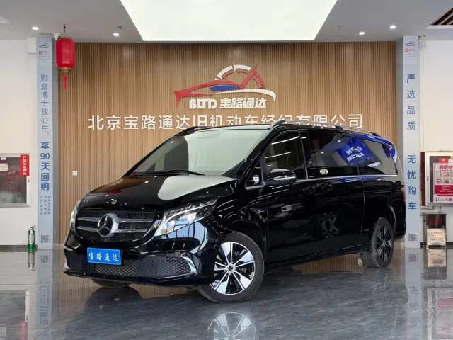 Фотография автомобиля — Mercedes-Benz V-Class