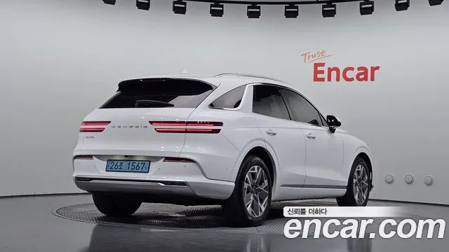 Genesis GV70 Electrified GV70 — Фото автомобиля 2