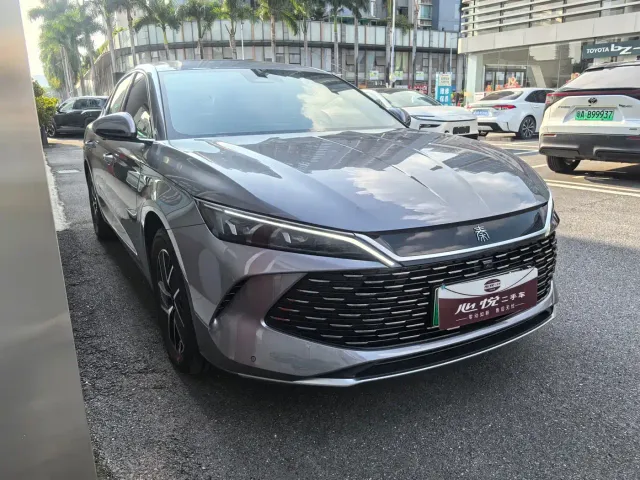 BYD Qin L — Фото автомобиля 16