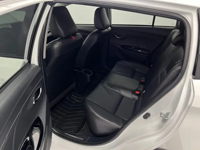 Toyota YARiS L Zhi Xuan — Фото автомобиля 13