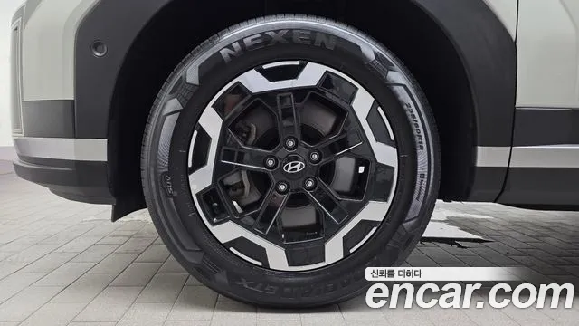 Hyundai Santafe Santa Fe (MX5) Бензин 2.5T 2WD — Фото автомобиля 5