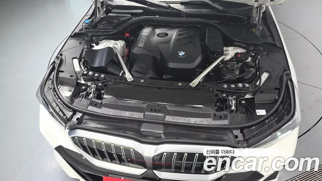 BMW 5-Series 5 серия (G60) 530i xDrive M Sport — Фото автомобиля 6