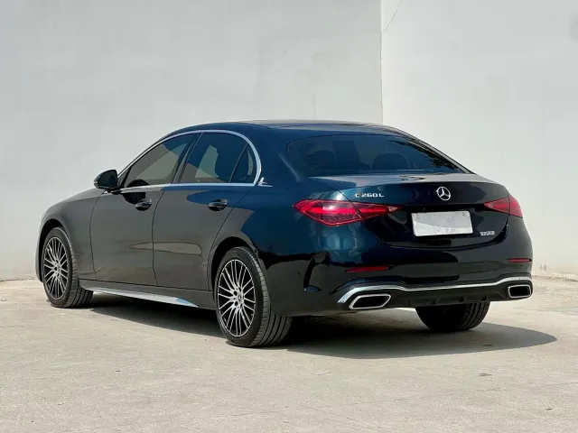 Mercedes-Benz C-Class — Фото автомобиля 3
