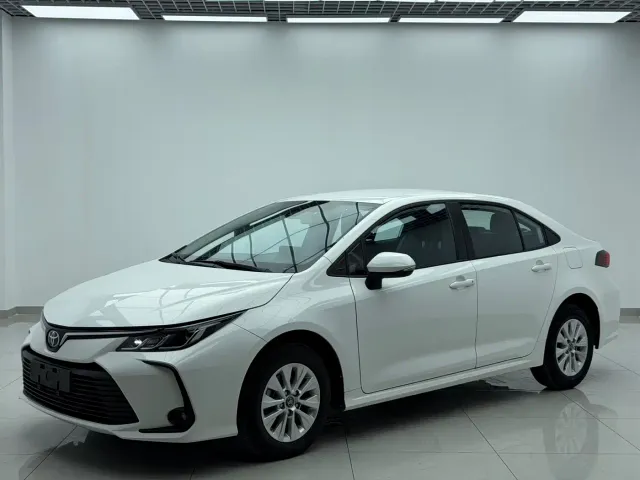 Фотография автомобиля — Toyota Corolla