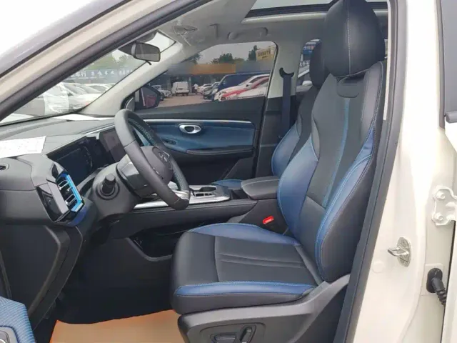 GAC Trumpchi GS3 — Фото автомобиля 14