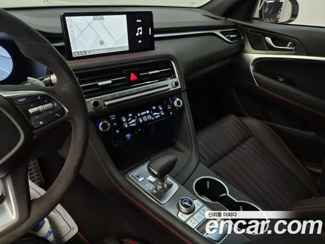 Genesis G70 — Фото автомобиля 10