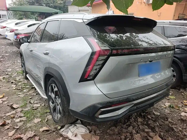 Geely Boyue L — Фото автомобиля 4
