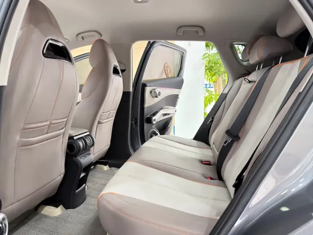 BYD Yuan PLUS — Фото автомобиля 6