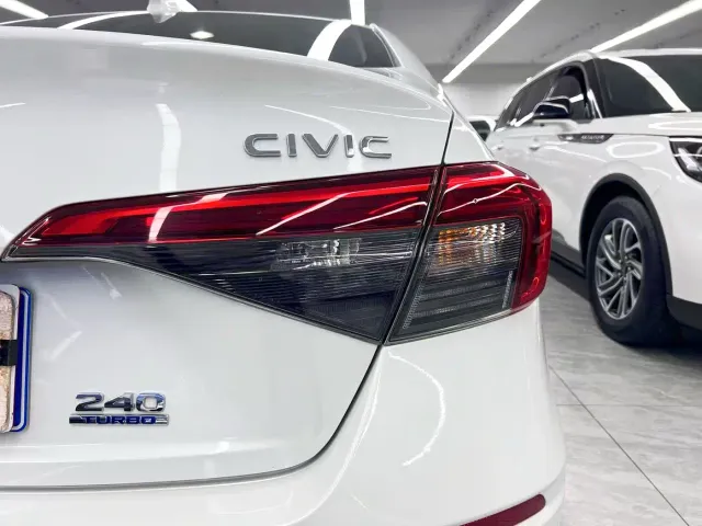 Honda Civic — Фото автомобиля 20