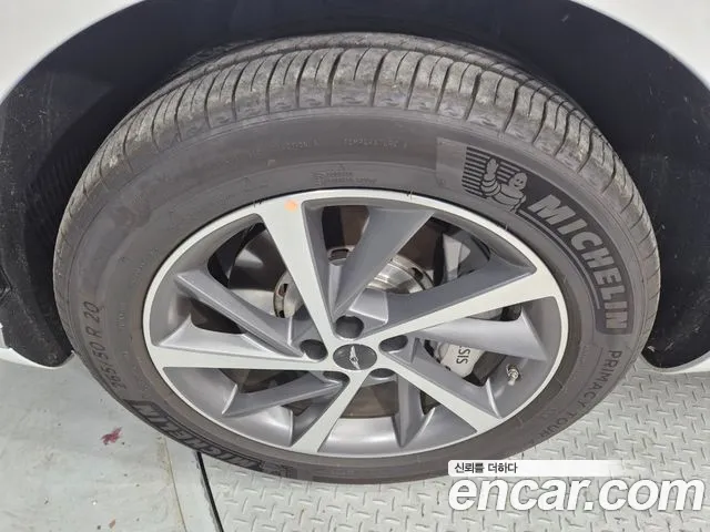 Genesis GV80 2.5T Бензин AWD — Фото автомобиля 19