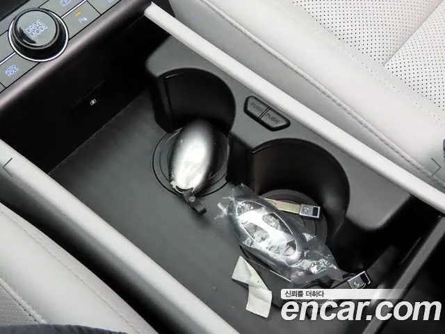 Hyundai Kona SX2 — Фото автомобиля 10