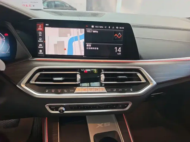 BMW X5 — Фото автомобиля 17