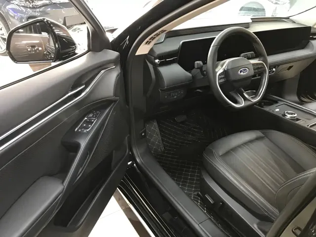 Ford Mondeo — Фото автомобиля 7