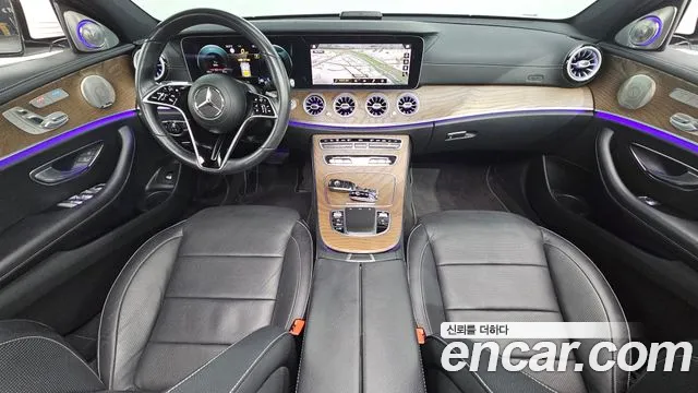 Mercedes-Benz E-Class — Фото автомобиля 7