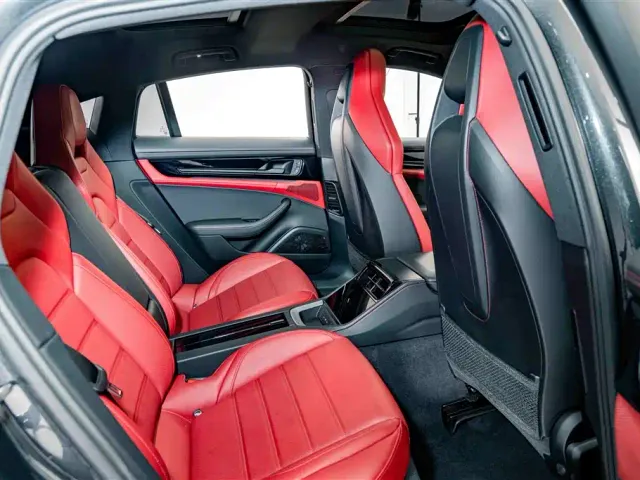 Porsche Panamera — Фото автомобиля 23
