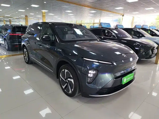 Nio ES8 — Фото автомобиля 3