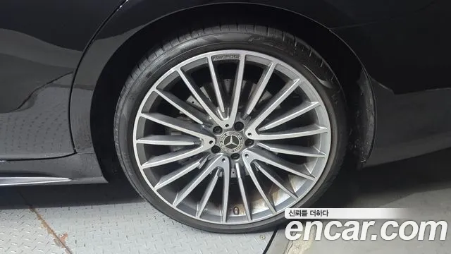 Mercedes-Benz S-Class — Фото автомобиля 21