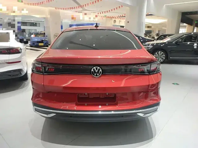 Volkswagen Lamando — Фото автомобиля 5