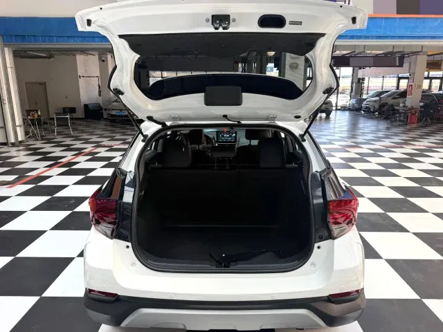 Toyota YARiS L Zhi Xuan — Фото автомобиля 15