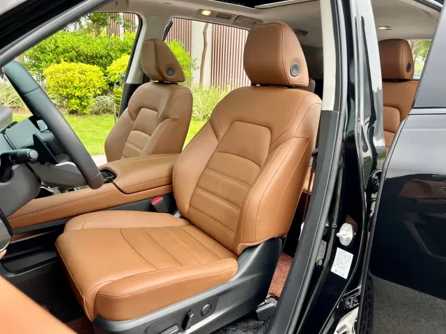 Nissan Terra — Фото автомобиля 15