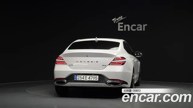 Genesis G70 Новый G70 Бензин 2.5T 4WD — Фото автомобиля 3