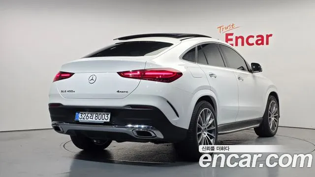 Mercedes-Benz GLE-Class — Фото автомобиля 2