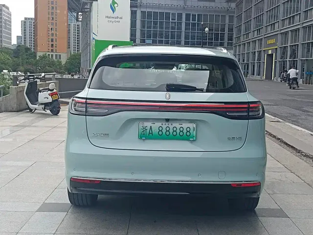 Shangjie SUV — Фото автомобиля 7