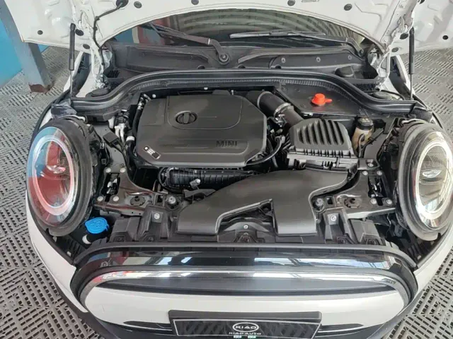 MINI Hatch — Фото автомобиля 19
