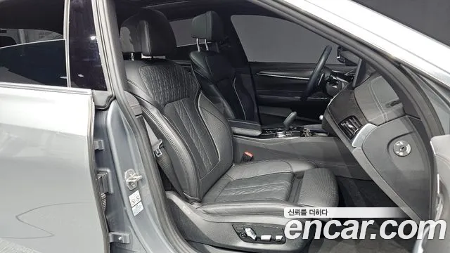 BMW Gran Turismo — Фото автомобиля 11