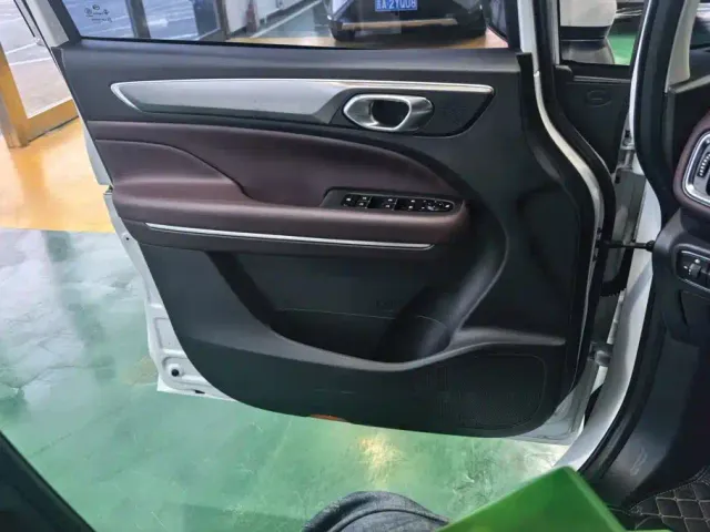 GAC Trumpchi M6 — Фото автомобиля 7