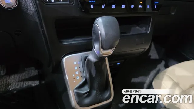 Hyundai Staria — Фото автомобиля 12