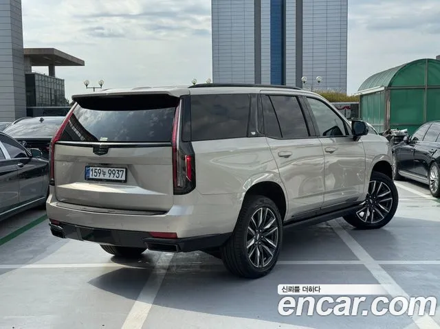 Cadillac Escalade — Фото автомобиля 4