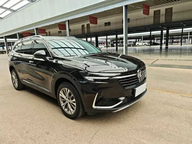 Buick Envision Plus — Фото автомобиля 3