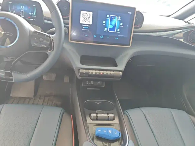 BYD Dolphin — Фото автомобиля 12