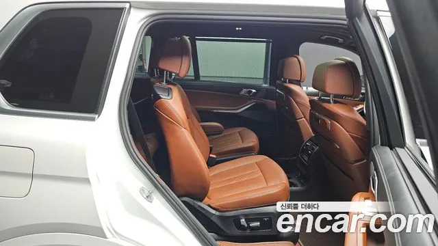 BMW X7 G07 — Фото автомобиля 11