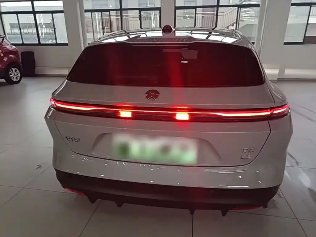 NIO NIO ET5T 2024 75kWh Touring — Фото автомобиля 5