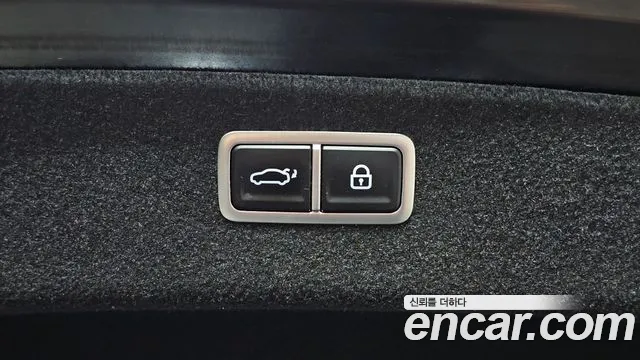 Genesis G80 Бензин 2.5 турбо AWD — Фото автомобиля 16